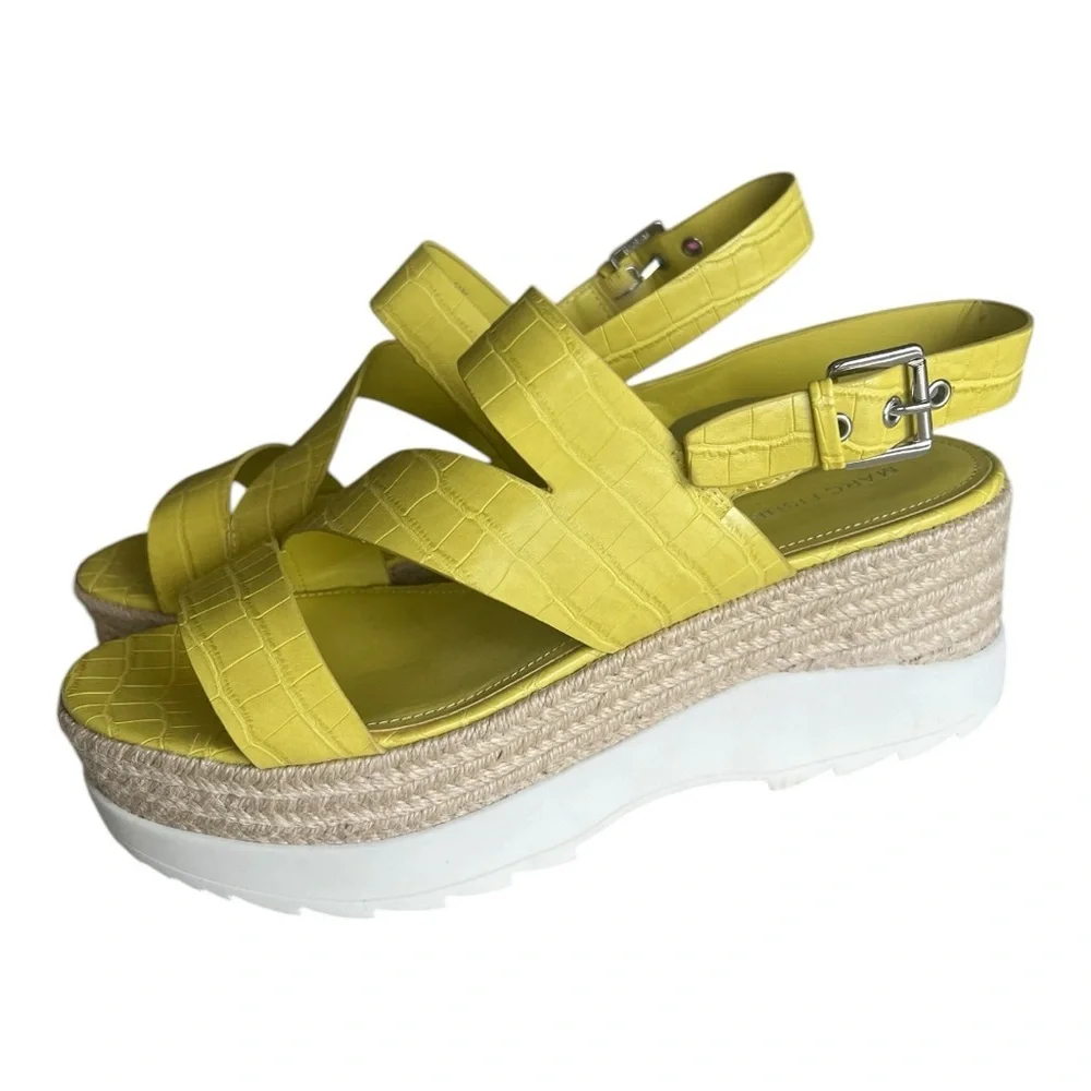 Marc Fisher Lemon Green Croc-Embossed Platform Sandals Size 11M